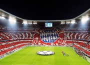 球友会晋级下一阶段引发热议！，詹姆斯在拜仁比赛中出色发挥赢得满堂喝彩(詹姆斯各项数据最新)