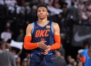 球友会娱乐平台威少绝杀时刻，逆转取胜点燃赛场，助攻爆棚迎来胜利！的简单介绍